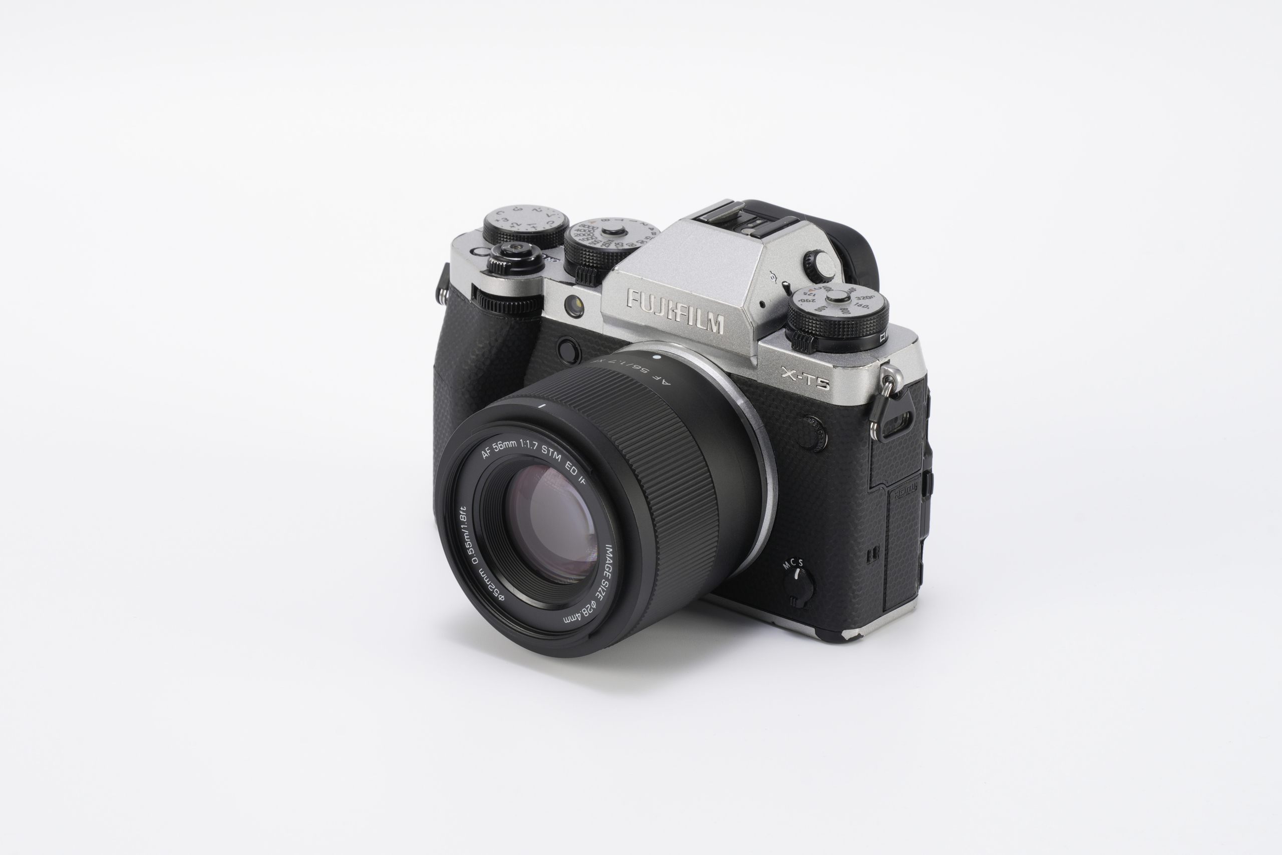 Viltrox AF 56mm F1.7 Air APS-C Lens for Fujifilm X-Mount - Image 2