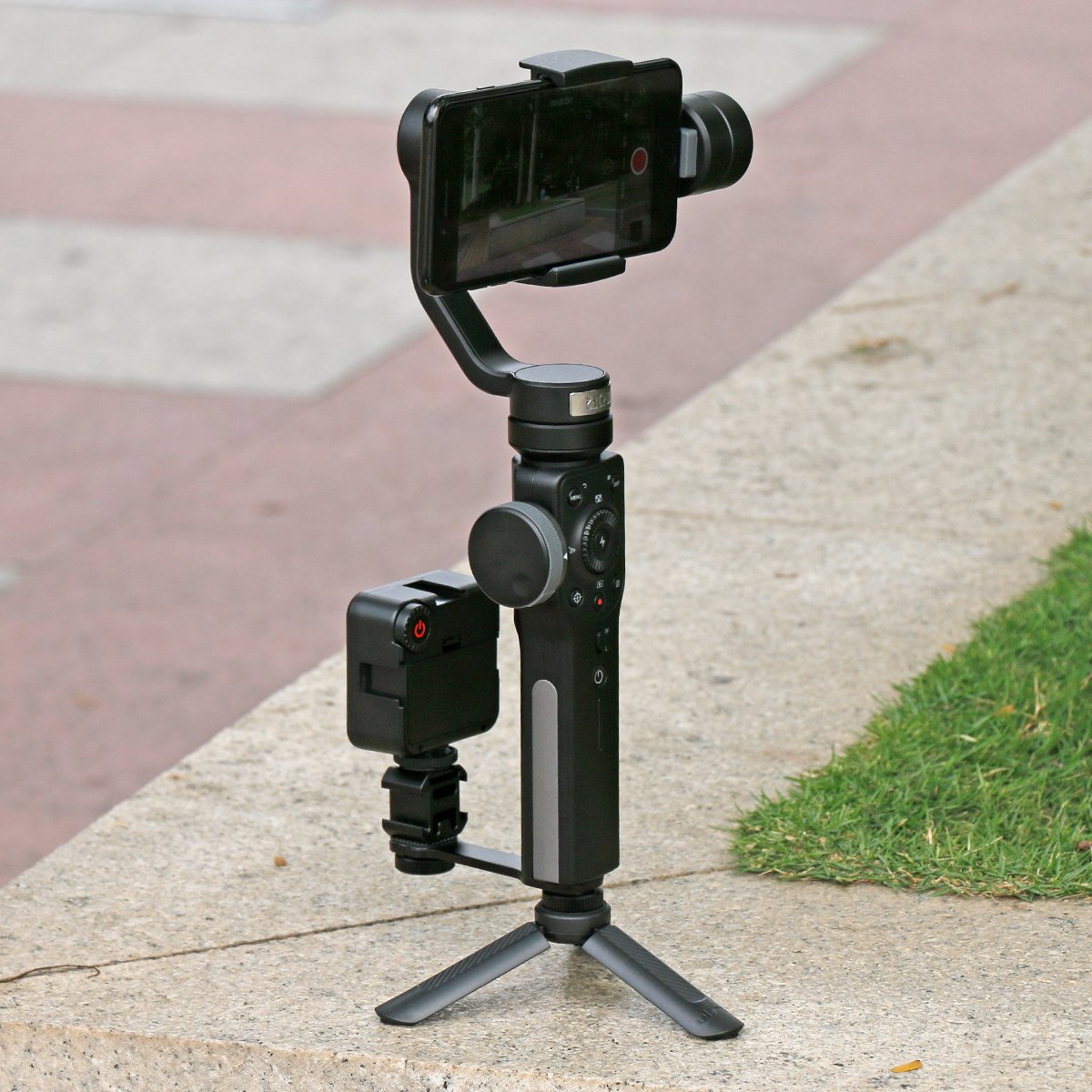 Ulanzi PT-3 Triple Cold Shoe Mount Adapter Bracket for Mic LED - Image 7