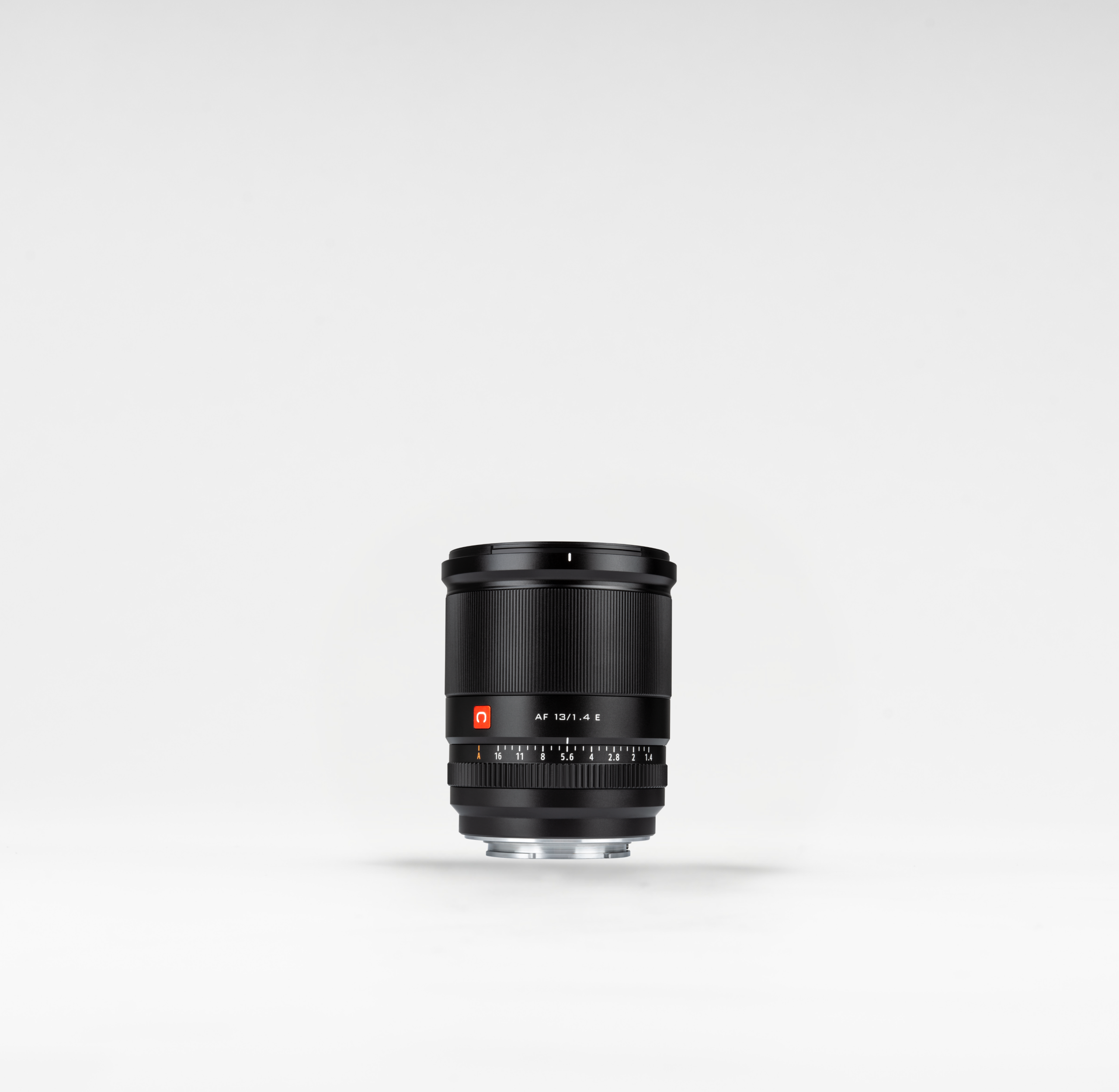 Viltrox AF 13mm F1.4 APS-C Lens for Sony E-Mount - Image 3